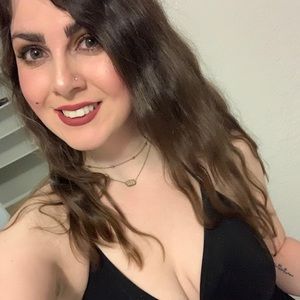 Meet your Posher, Katy